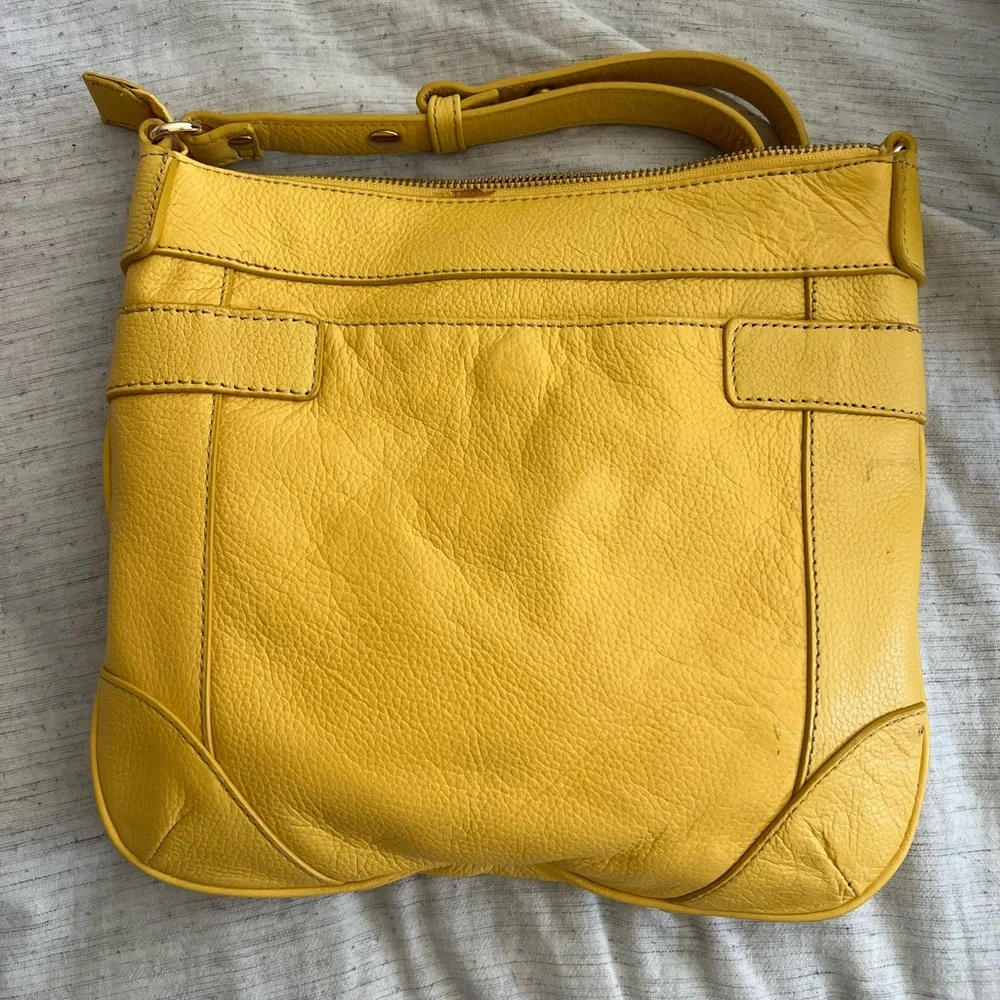 Isaac Mizrahi canary yellow Crossbody Purse - Picture 2 of 3